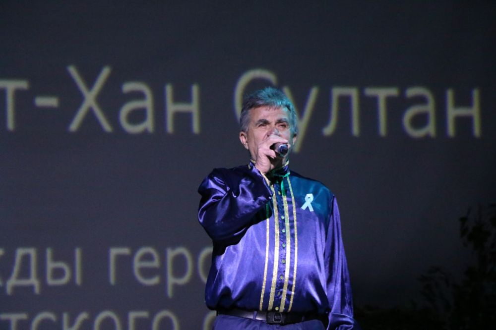  :         -,        