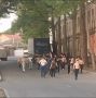 Массовые разборки полуголых парней возле 21й школы в Симферополе попали на видео