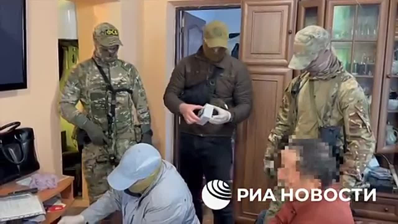 Диверсанты, готовившие теракты в Крыму, держали связь с украинской военной  разведкой через некоего Бахтияра - Лента новостей Крыма