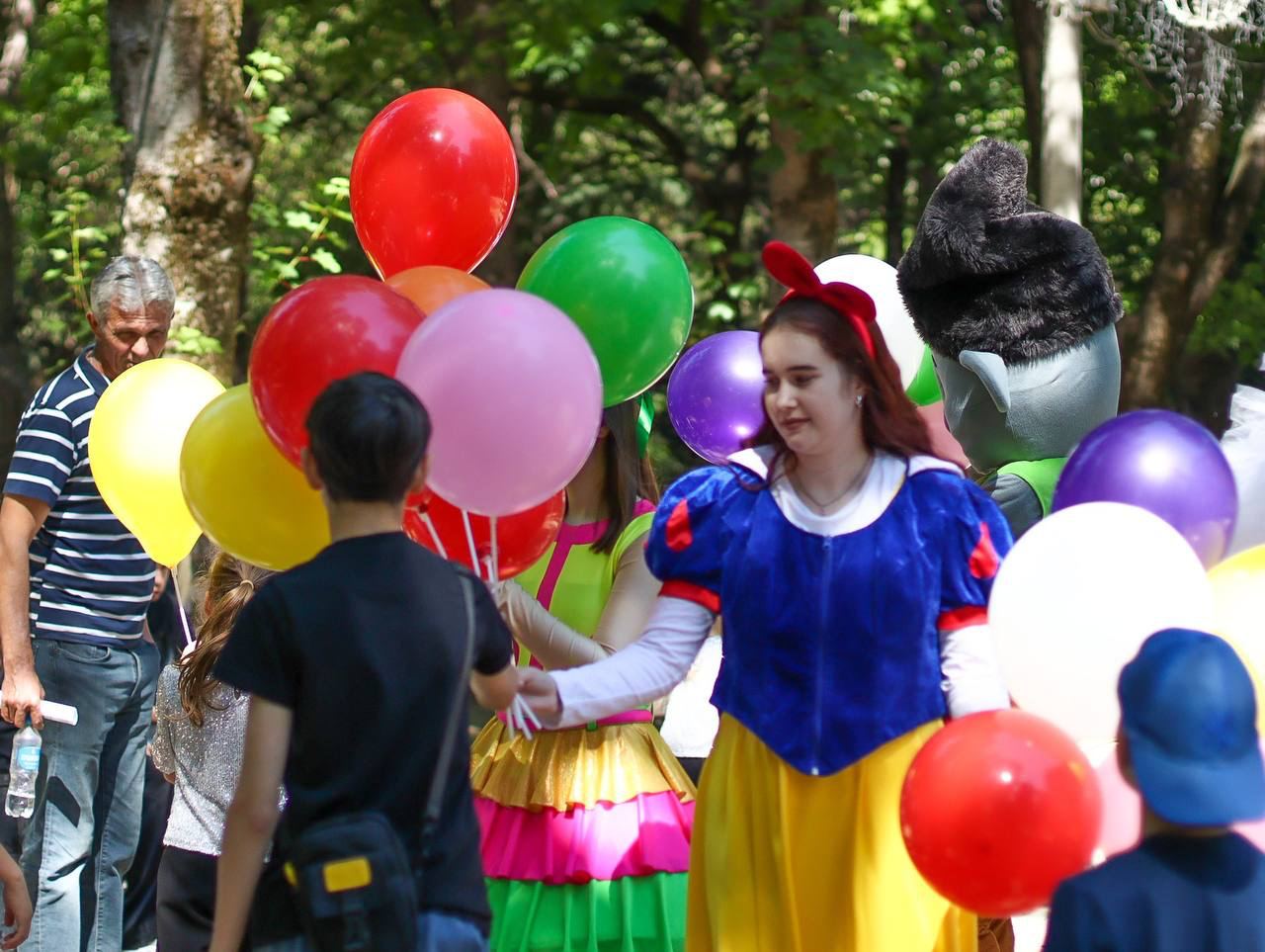 В Симферополе ярко отмечают День защиты детей и День города - Лента  новостей Крыма