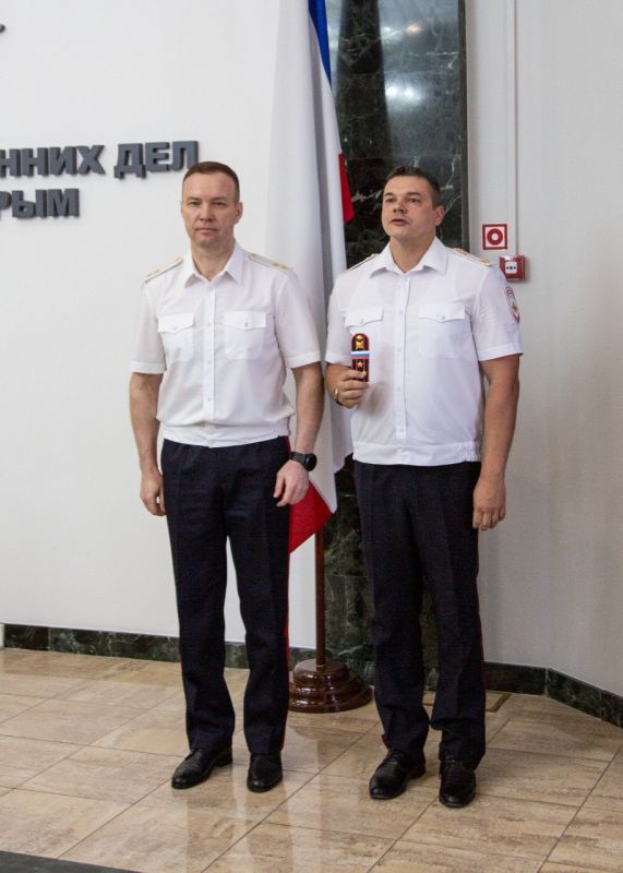 В круглом зале Министерства внутренних дел по Республике Крым ...