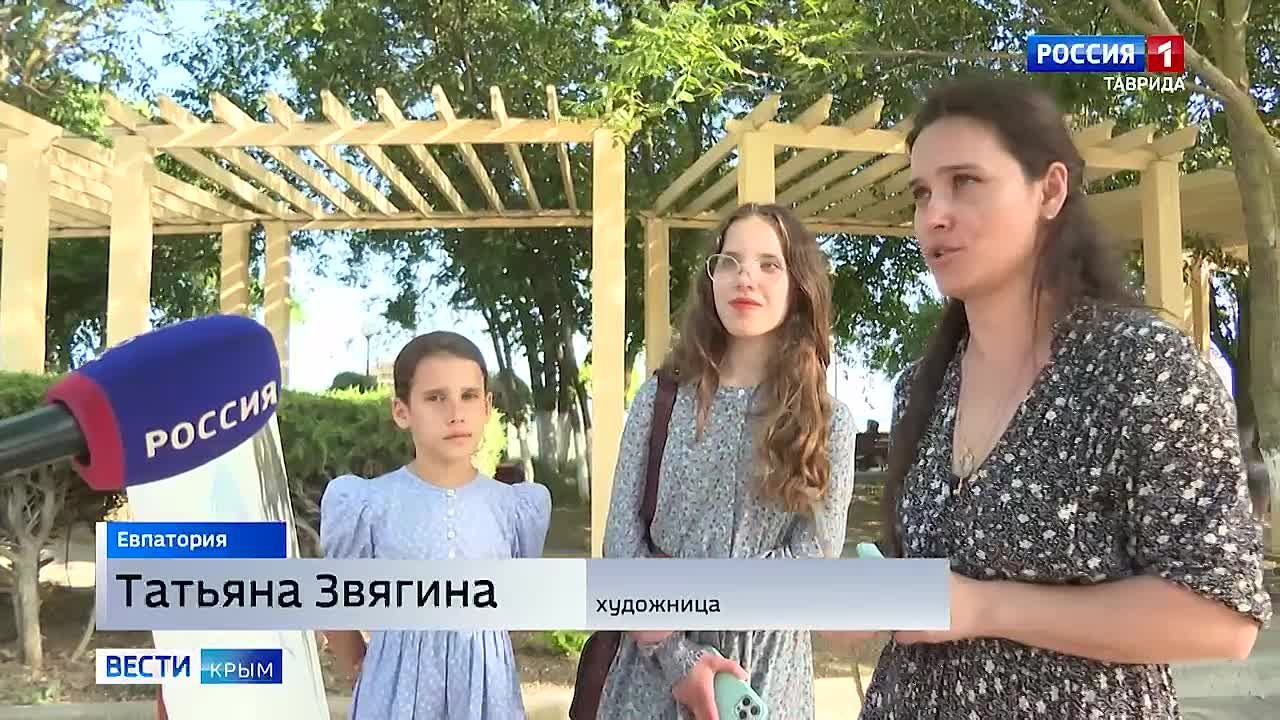 В Крыму открылась выставка художницы из Луганска Татьяны Звягиной - Лента  новостей Крыма