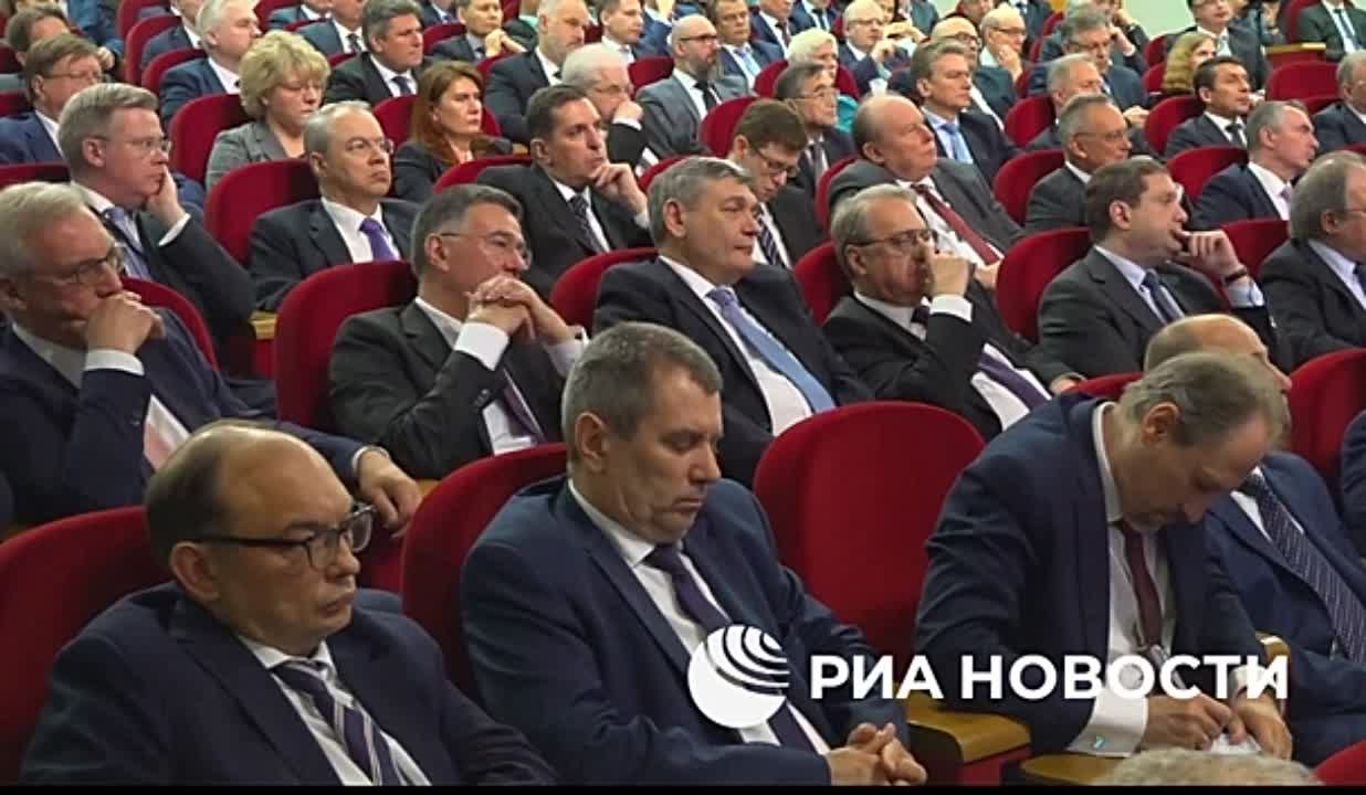 Владимир Путин провел встречу с руководством Министерства иностранных дел -  Лента новостей Крыма