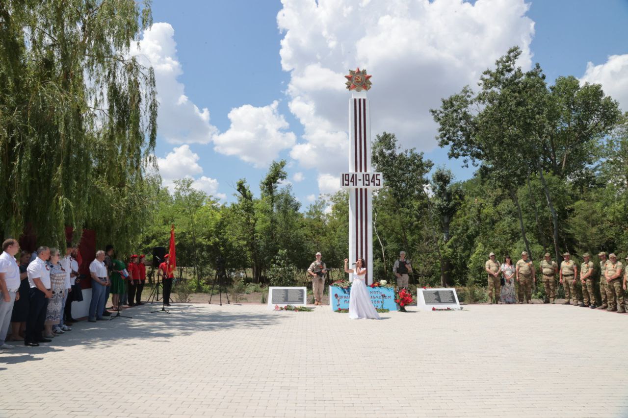 В Нижнегорском районе открыли памятник воинам-односельчанам, погибшим в  годы ВОВ - Лента новостей Крыма