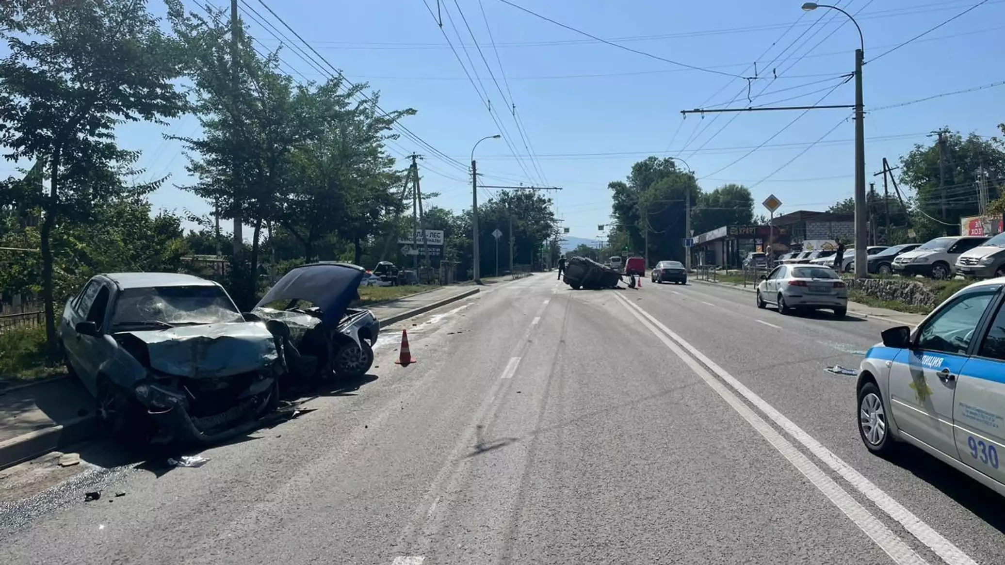 В крупной аварии на трассе под Симферополем пострадали двое водителей -  Лента новостей Крыма