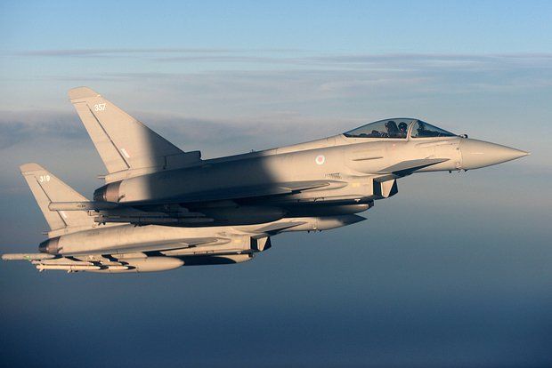 Самолеты ВВС Великобритании были обнаружены над акваторией Черного моря