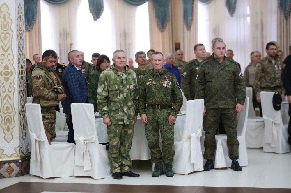 Айкуи Арутюнян приняла участие в памятном мероприятии, приуроченном ко Дню воинской славы, Дню добровольца «С верой в сердце, с молитвой на устах приближаем победу!» Айкуи Арутюнян приняла участие в памятном мероприятии, приуроченном ко Дню воинской славы, Дню добровольца «С верой в сердце, с молитвой на устах приближаем победу!»