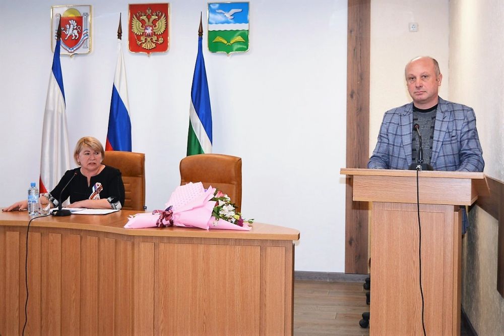 Состоялось 8-е заседание 3-го созыва Первомайского районного совета Состоялось 8-е заседание 3-го созыва Первомайского районного совета