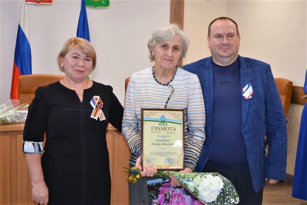 Прошло торжественное мероприятие, посвященное Дню Республики Крым Прошло торжественное мероприятие, посвященное Дню Республики Крым