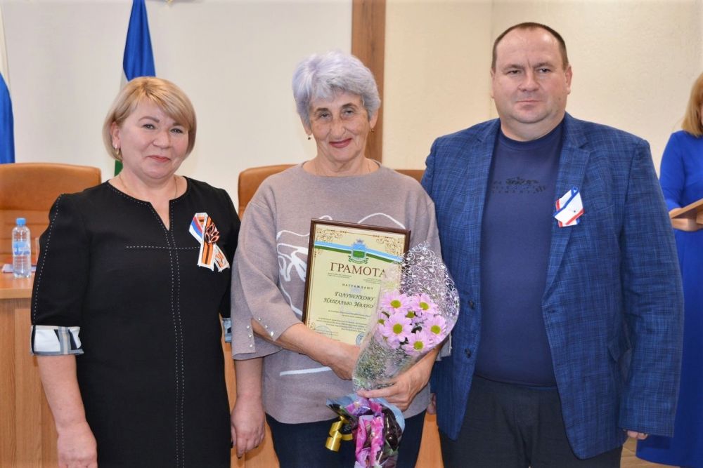 Прошло торжественное мероприятие, посвященное Дню Республики Крым Прошло торжественное мероприятие, посвященное Дню Республики Крым