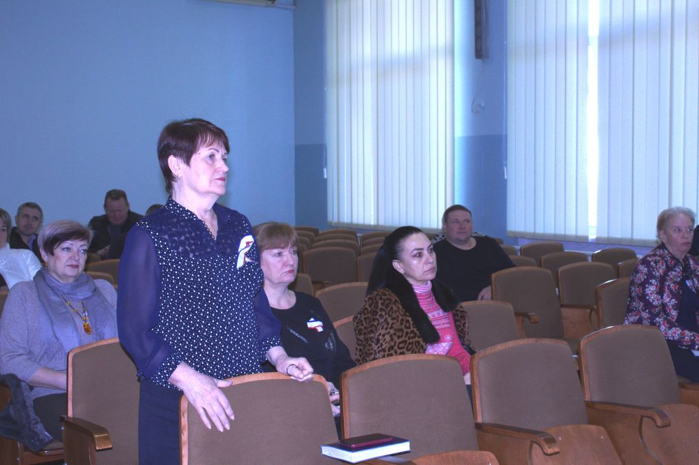 Александр Харламов провел аппаратное совещание по социально значимым вопросам Советского района Александр Харламов провел аппаратное совещание по социально значимым вопросам Советского района