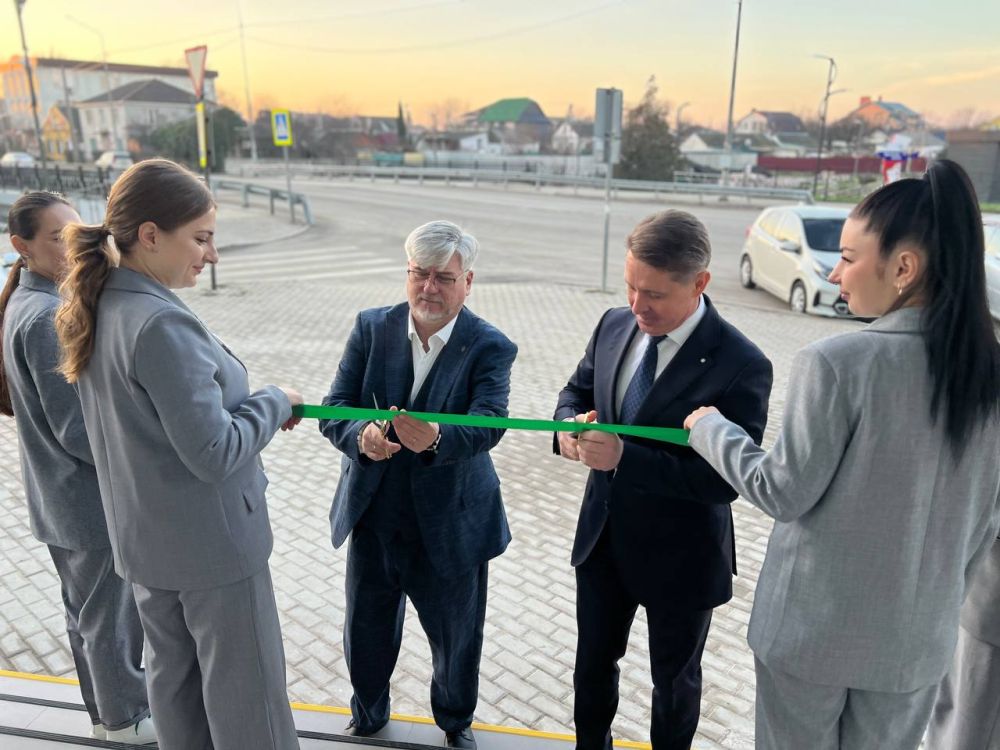 В Джанкое открыли первое в городе отделение Сбербанка В Джанкое открыли первое в городе отделение Сбербанка
