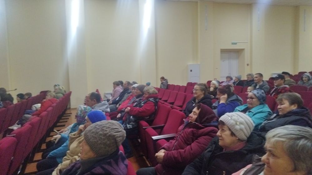 Вместе мы сделаем наше село уютнее! - с таким девизом жители с.Жемчужина намерены участвовать в конкурсе инициативного бюджетирования Вместе мы сделаем наше село уютнее! - с таким девизом жители с.Жемчужина намерены участвовать в конкурсе инициативного бюджетирования