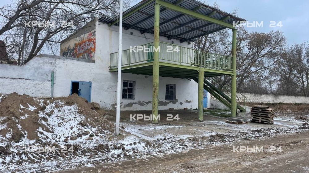 Два стадиона в Черноморском районе отремонтируют за счёт продажи национализированного имущества Два стадиона в Черноморском районе отремонтируют за счёт продажи национализированного имущества