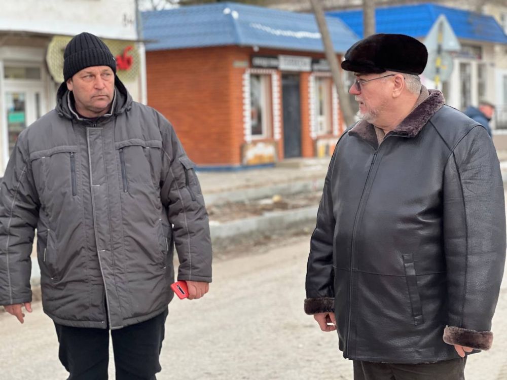 Игорь Ивин проверил, как проходит второй этап капитального ремонта ул. Интернациональной Игорь Ивин проверил, как проходит второй этап капитального ремонта ул. Интернациональной