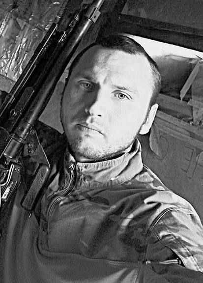 В Нижнегорском районе простились с бойцом СВО Романом Золотухиным В Нижнегорском районе простились с бойцом СВО Романом Золотухиным