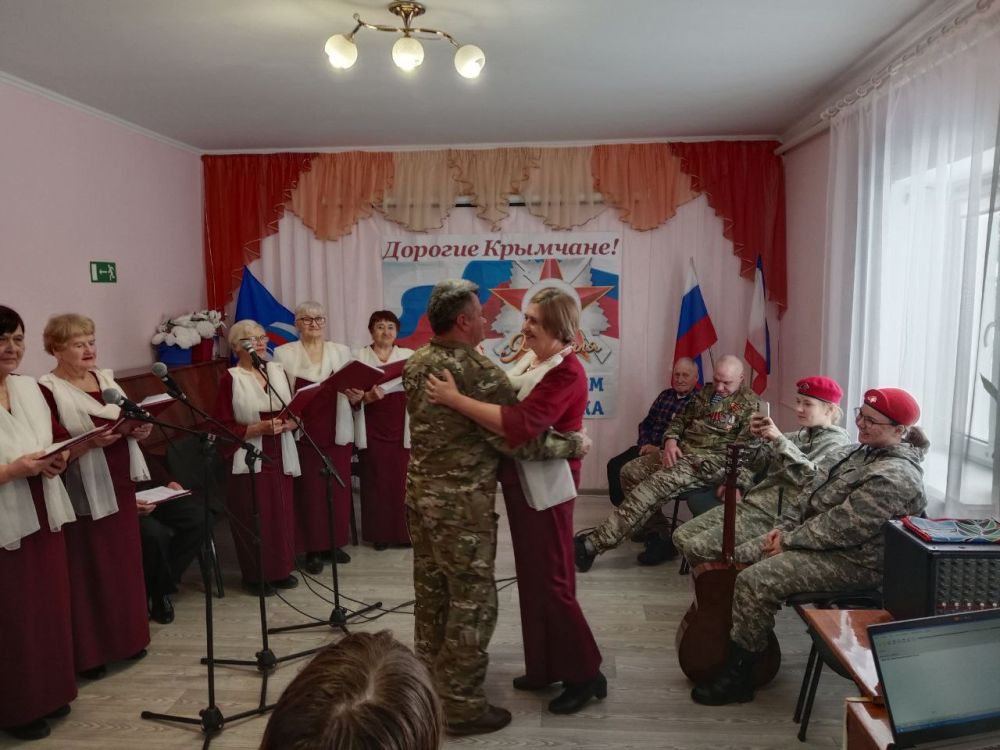В ГБУ РК «ЦСО Раздольненского района» состоялось праздничное мероприятие «Солдаты Победы: наследие и наследники» В ГБУ РК «ЦСО Раздольненского района» состоялось праздничное мероприятие «Солдаты Победы: наследие и наследники»