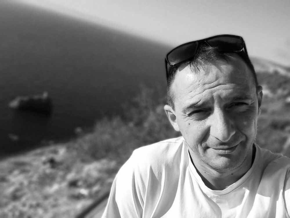 Севастопольцы простились с бойцами СВО Владимиром Павлюкевичем и Артемом Москаленко Севастопольцы простились с бойцами СВО Владимиром Павлюкевичем и Артемом Москаленко