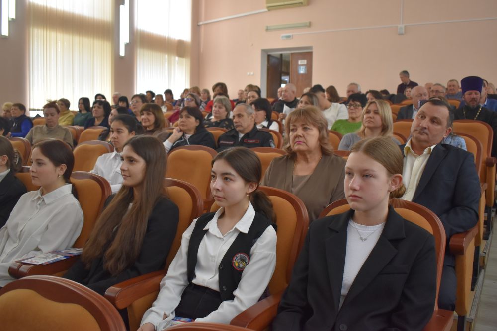 В Красноперекопском районе состоялось торжественное мероприятие, посвященное открытию Года защитника Отечества В Красноперекопском районе состоялось торжественное мероприятие, посвященное открытию Года защитника Отечества