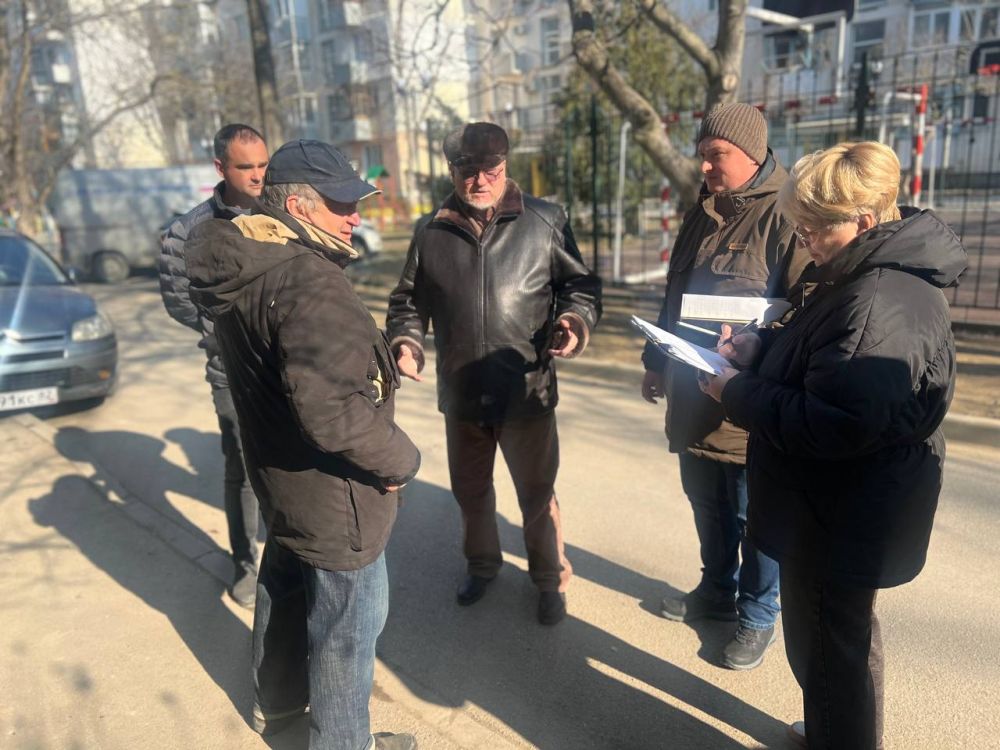 «Продолжаем обсуждать вопросы размера платы на обслуживание общедомового имущества», - Игорь Ивин «Продолжаем обсуждать вопросы размера платы на обслуживание общедомового имущества», - Игорь Ивин