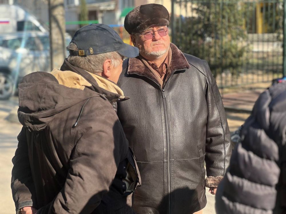 «Продолжаем обсуждать вопросы размера платы на обслуживание общедомового имущества», - Игорь Ивин «Продолжаем обсуждать вопросы размера платы на обслуживание общедомового имущества», - Игорь Ивин