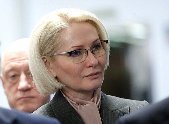 В Государственной Думе открылась выставка, посвященная 80-летию Ялтинской конференции В Государственной Думе открылась выставка, посвященная 80-летию Ялтинской конференции