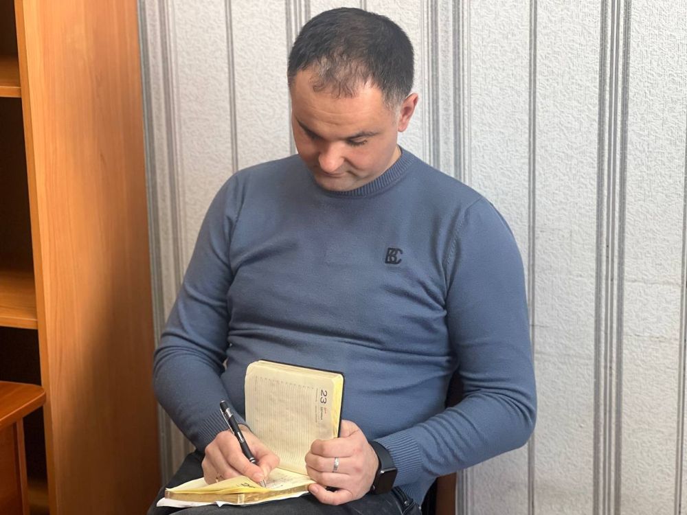 «Все поднятые на приёме вопросы взяты на мой личный контроль», - Игорь Ивин «Все поднятые на приёме вопросы взяты на мой личный контроль», - Игорь Ивин