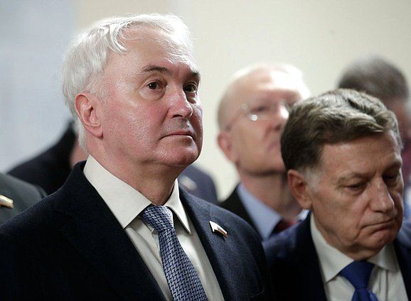 В Государственной Думе открылась выставка, посвященная 80-летию Ялтинской конференции В Государственной Думе открылась выставка, посвященная 80-летию Ялтинской конференции