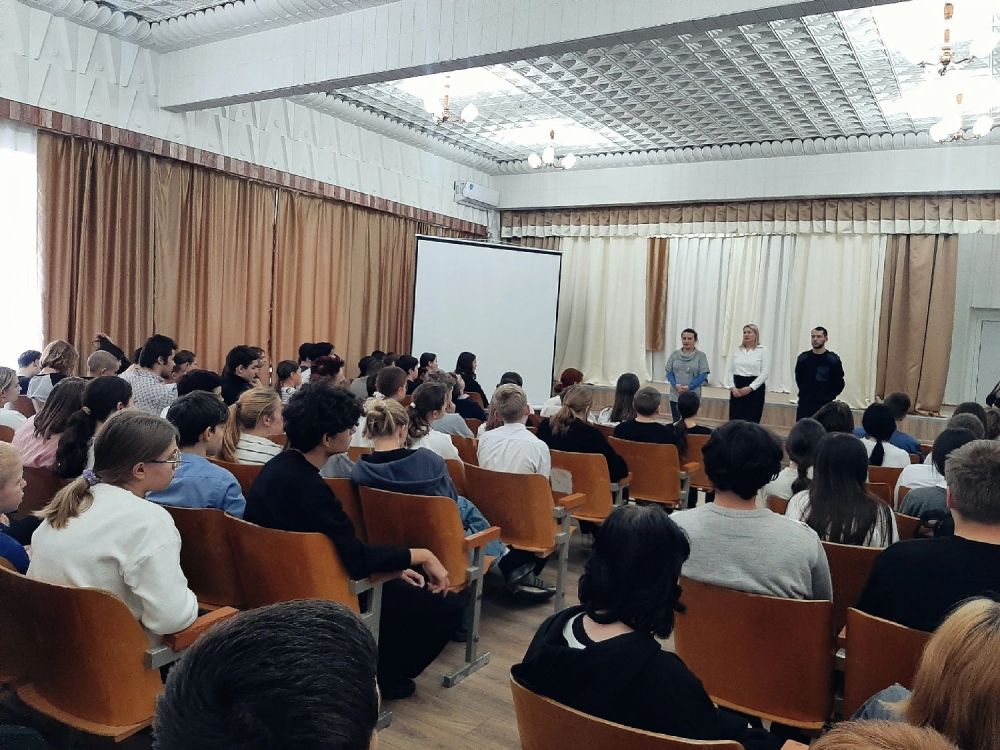 В Раздольненском районе продолжаются мероприятия по правовому просвещению обучающихся, а также их родителей В Раздольненском районе продолжаются мероприятия по правовому просвещению обучающихся, а также их родителей