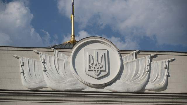  : ,        ,  100  ,      