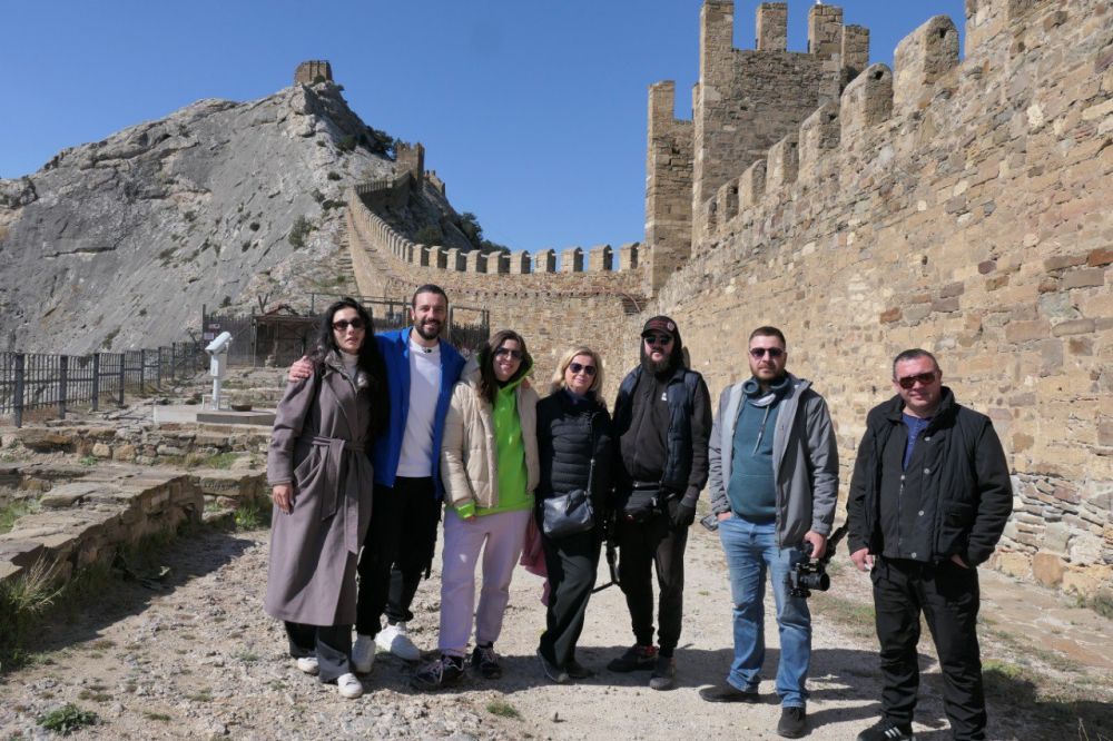 Fortezza genovese! Sorprendente