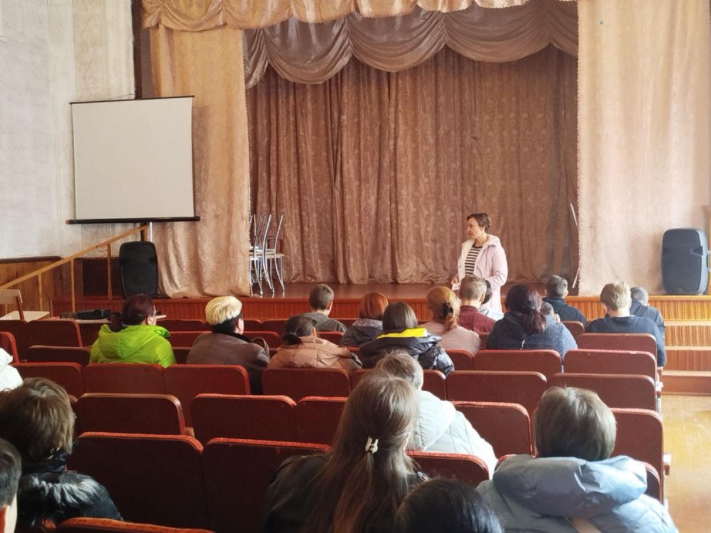 В Раздольненском районе продолжаются мероприятия по правовому просвещению обучающихся, а также их родителей В Раздольненском районе продолжаются мероприятия по правовому просвещению обучающихся, а также их родителей