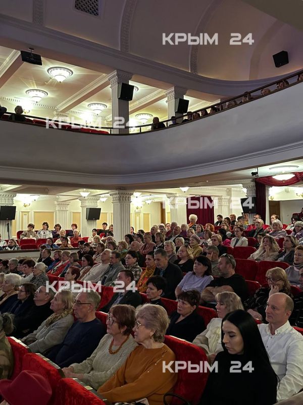 Народный артист России Дмитрий Певцов представил в Крыму проект о писателях-фронтовиках