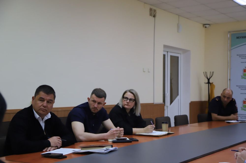 Анжелика Ястребова: Состоялось рабочее совещание совместно с председателем Государственного комитета ветеринарии Республики Крым Валерием Ивановым