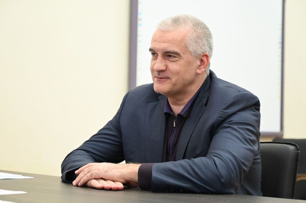 Дмитрий Чернышенко провел рабочую встречу с главой Республики Крым Сергеем Аксеновым