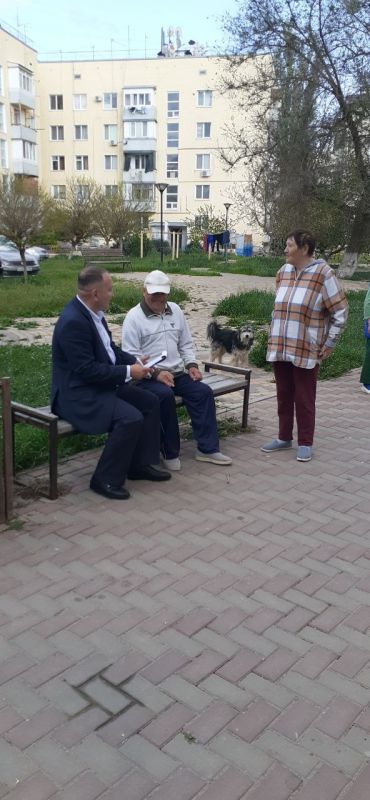Василий Грабован: По итогам встреч с жителями МКД, провел совещание по проблемным вопросам