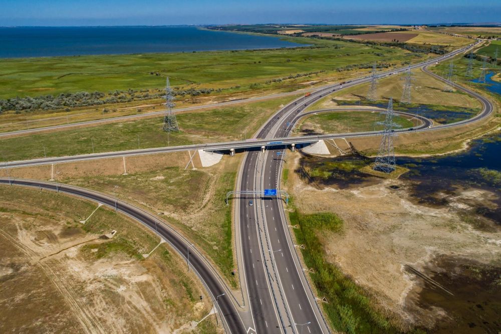 На туристических маршрутах в сторону Крыма в разгар курортного сезона будет функционировать 291 объект дорожного сервиса На туристических маршрутах в сторону Крыма в разгар курортного сезона будет функционировать 291 объект дорожного сервиса