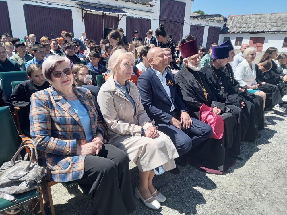 В Советской средней школе №2 им.Героя Советского Союза П.П.Исаичкина состоялся «Пасхальный Благовест» В Советской средней школе №2 им.Героя Советского Союза П.П.Исаичкина состоялся «Пасхальный Благовест»