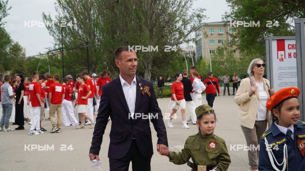 Женщины на фронте Великой Отечественной и СВО. В Симферополе открылась необычная фотовыставка Женщины на фронте Великой Отечественной и СВО. В Симферополе открылась необычная фотовыставка