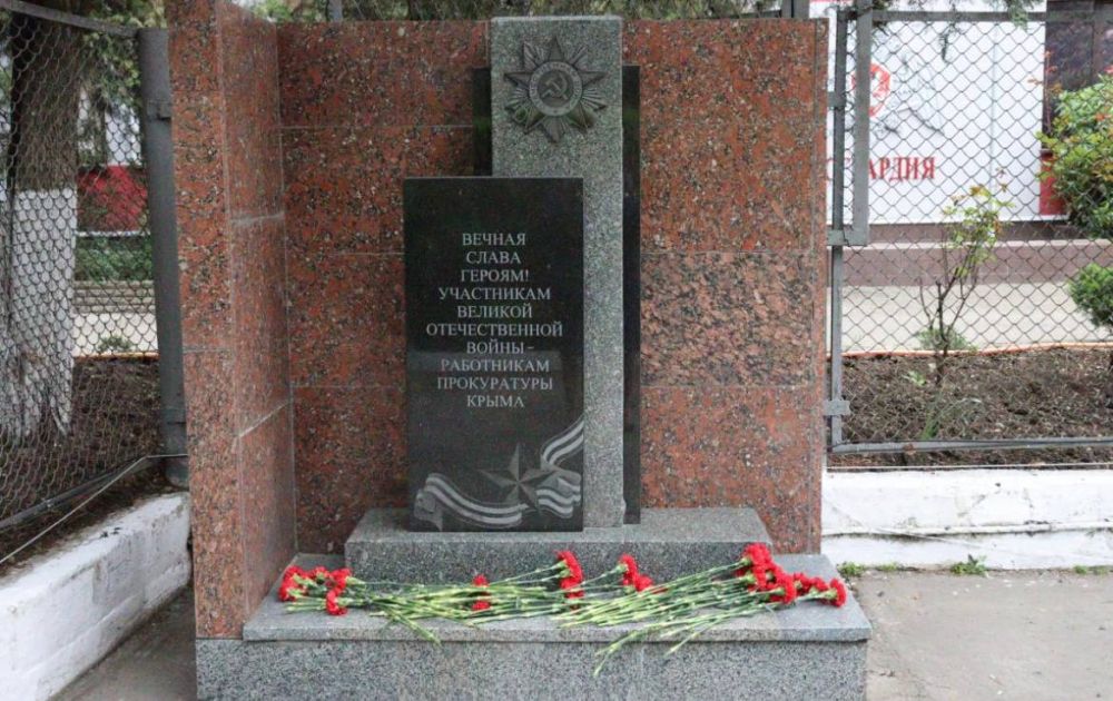      ,  80 -       1941-1945     