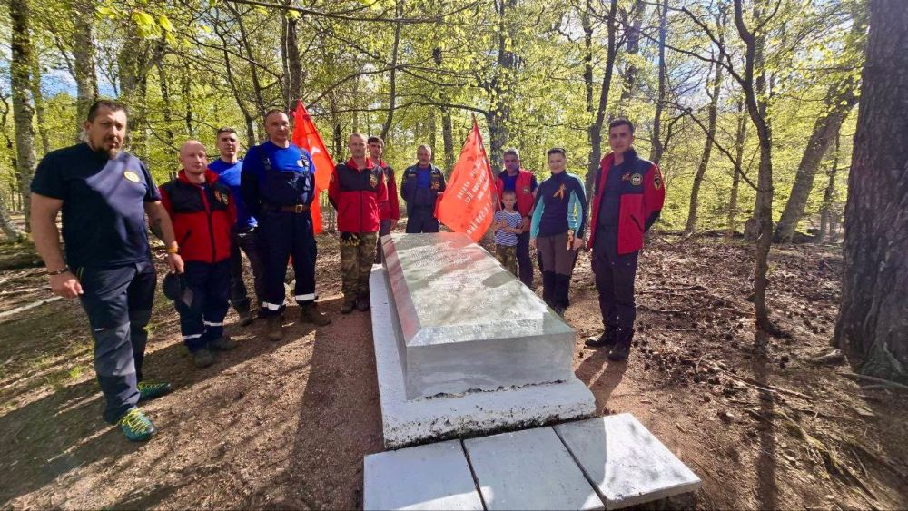 Автопробег по местам боевой славы в горной местности осуществили спасатели ГКУ РК &quot;КРЫМ-СПАС&quot;