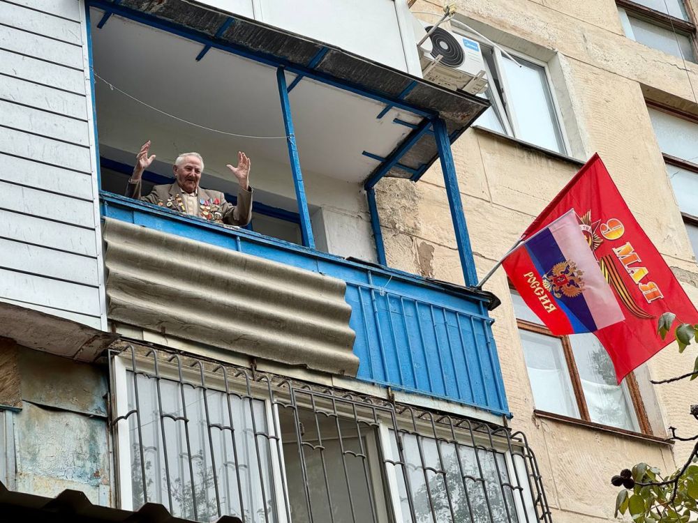 Юлия Предыбайло: ПАРАД для ОДНОГО ВЕТЕРАНА. В ознаменование 80-летия Победы советского народа в Великой Отечественной войне в нашем городе прошла акция «Парад одного ветерана», уже ставшая традицион-ной по всей России