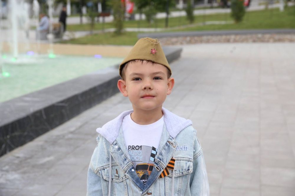  :  !.       ,     