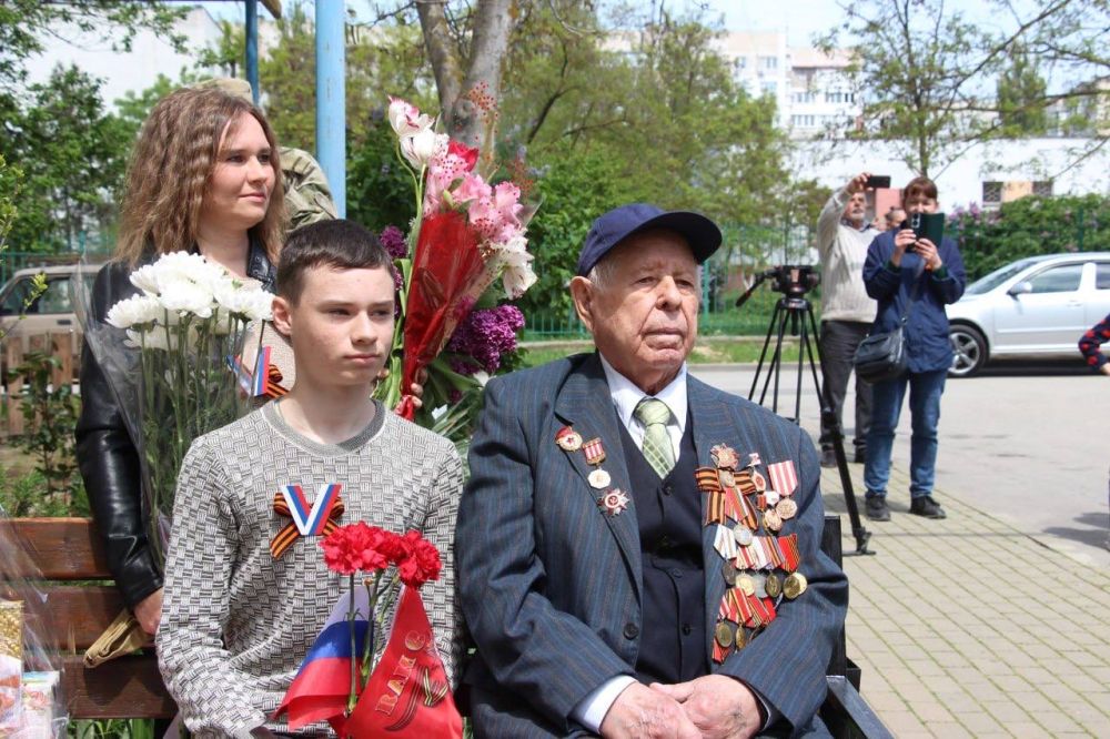 В этот памятный день, посвященный Великой Победе, мы выражаем свои поздравления ветеранам и участникам войны В этот памятный день, посвященный Великой Победе, мы выражаем свои поздравления ветеранам и участникам войны