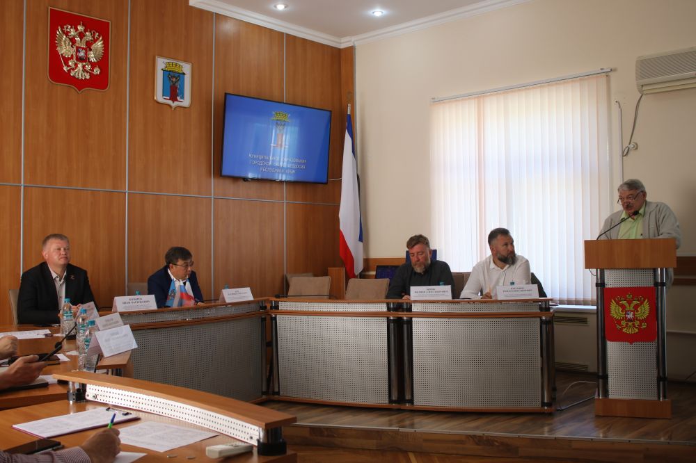 Вопросы жизнеобеспечения Феодосийского округа рассмотрены на аппаратном совещании администрации Вопросы жизнеобеспечения Феодосийского округа рассмотрены на аппаратном совещании администрации