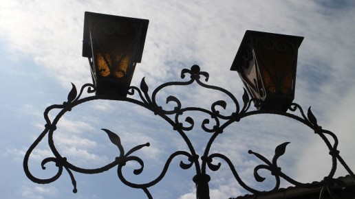 Гурзуф частично останется без электричества: в Симферополе, Евпатории, Алуште, Ялте, Керчи, Джанкое, Феодосии и Севастополе отключат свет 13 мая 2025