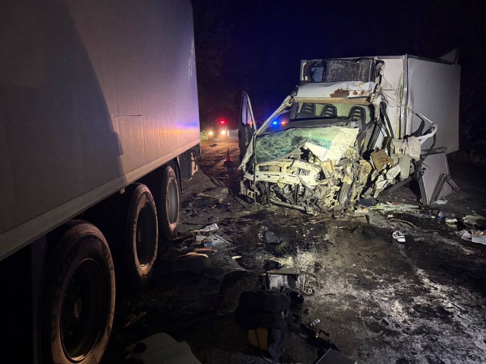 В Джанкойском районе в ДТП с двумя грузовиками погиб мужчина