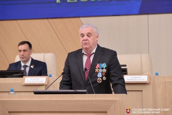 В Госсовете Крыма поздравили сотрудников избиркомов с профессиональным праздником