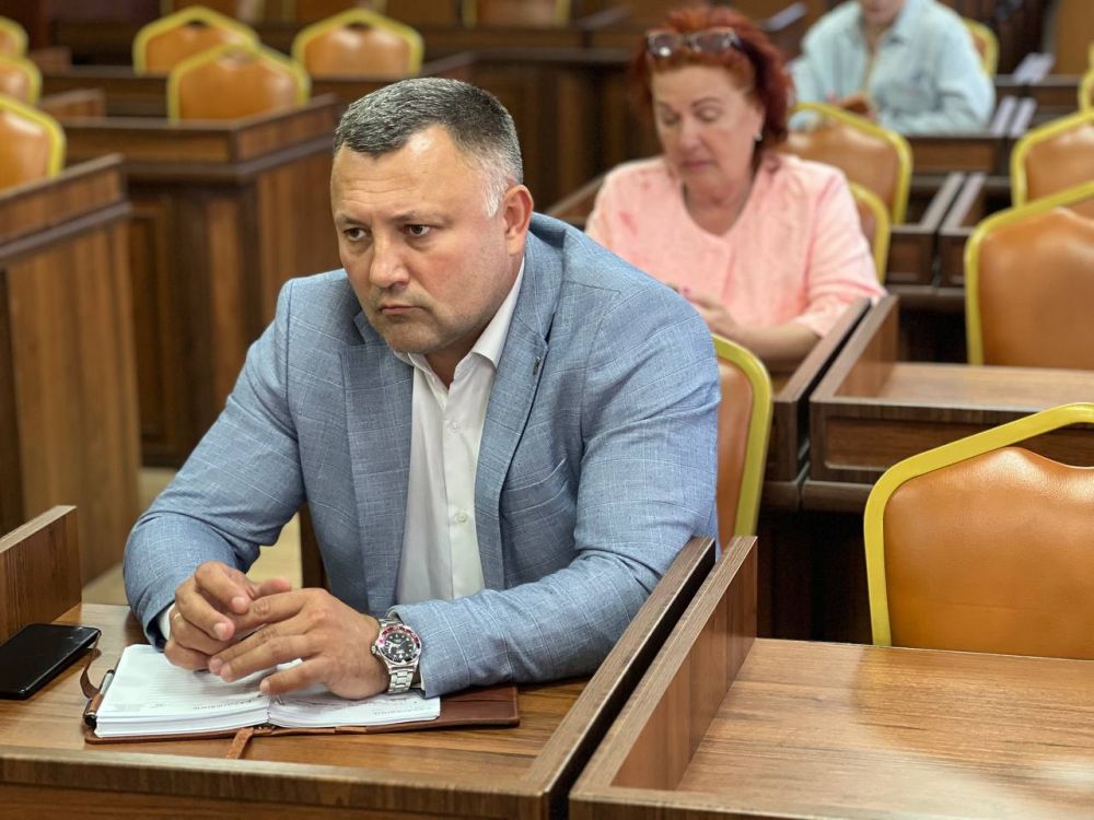 Конструктивный диалог о проблемных вопросах города: В Джанкое прошло рабочее совещание Конструктивный диалог о проблемных вопросах города: В Джанкое прошло рабочее совещание