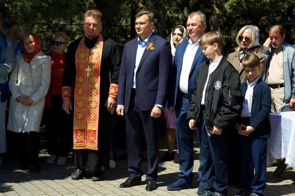 Константин Шимановский: В Симеизе открыт новый пешеходный маршрут! Тропа находится рядом с храмом Покрова Пресвятой Богородицы, в районе «Красной горки»